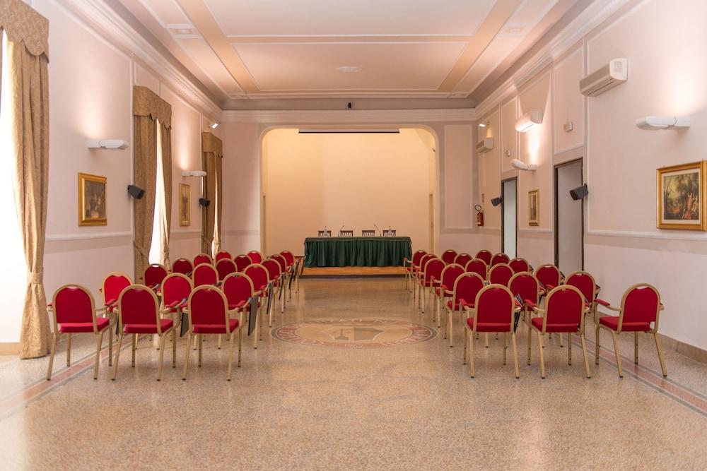 San Paolo Al Convento Hotel Trani Kültér fotó