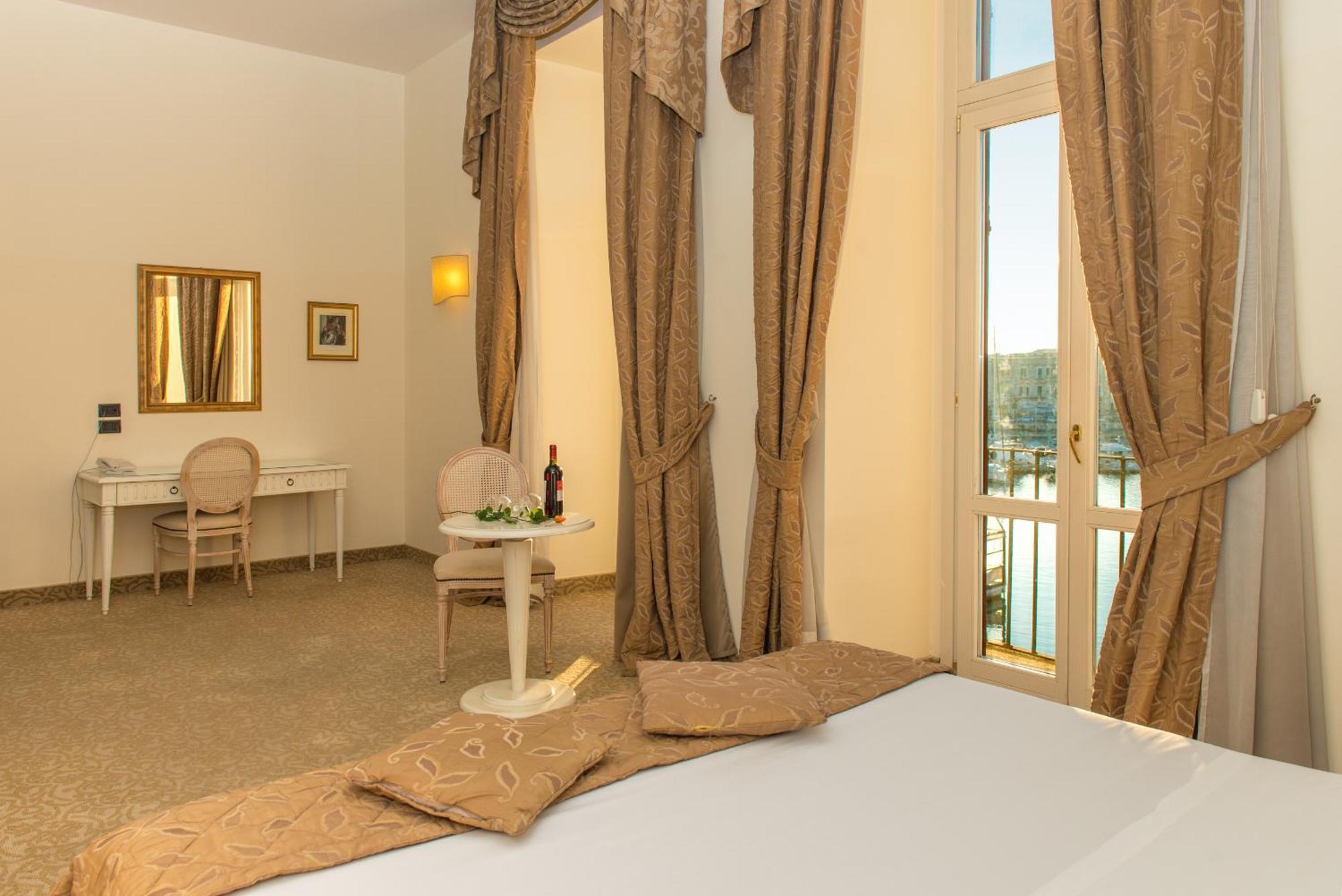 San Paolo Al Convento Hotel Trani Kültér fotó